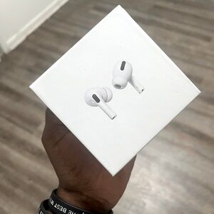 AirPods Pro 1st generation Wireless Charging